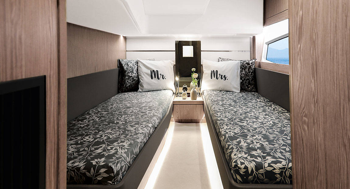Your familiy and friends will love the spacious and comfort twin cabin.