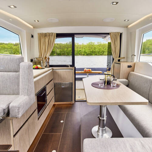 Sealine C335v 